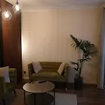 Zloty W Centrum Miasta *